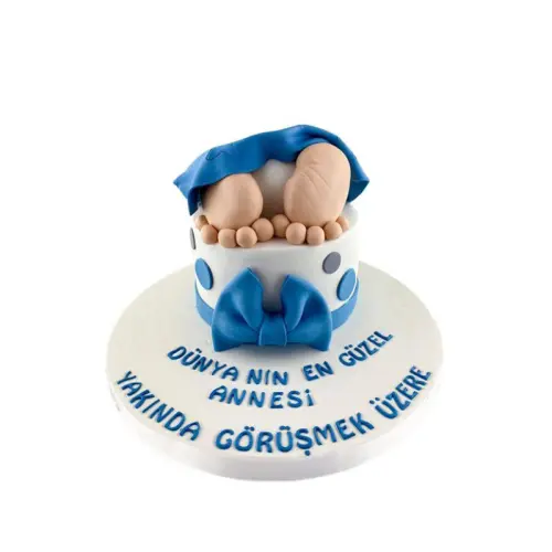 Bebek Figürlü Doğum Günü Pastası