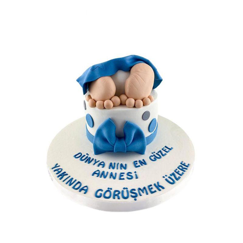 Bebek Figürlü Doğum Günü Pastası