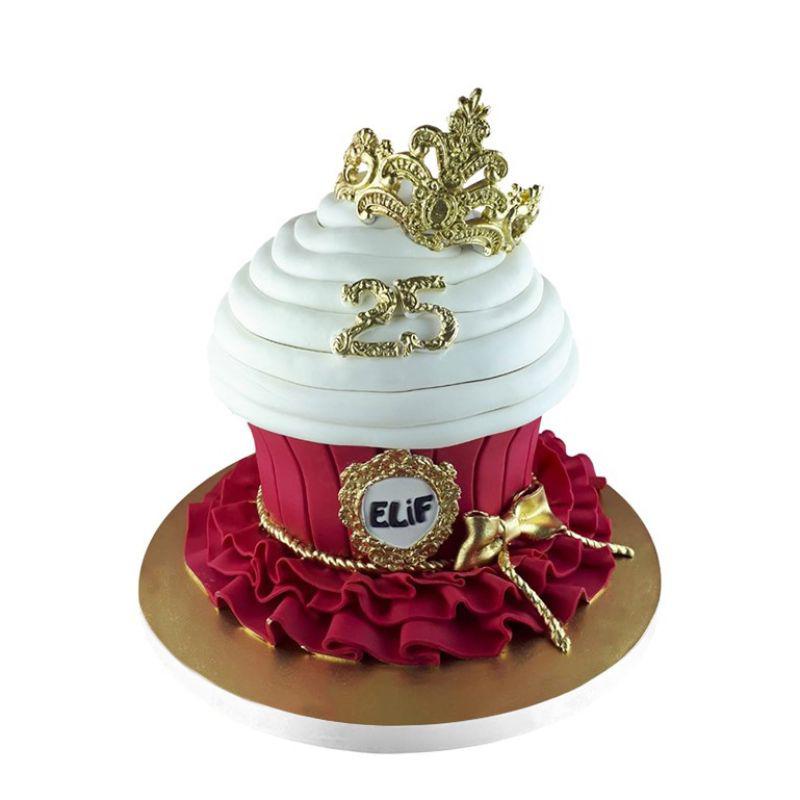 Taçlı Prenses Doğum Günü Pastası