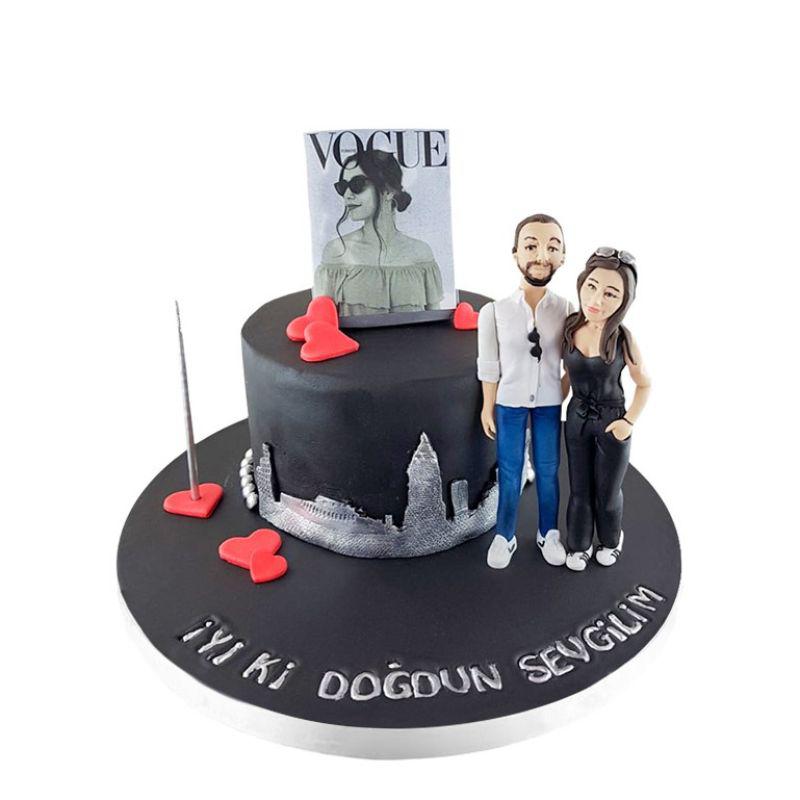 Figürlü Vogue Dergisi Butik Pasta