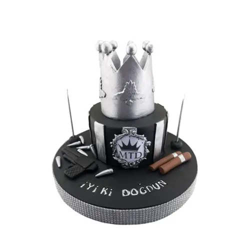 Gümüş Taçlı Doğum Günü Pastası