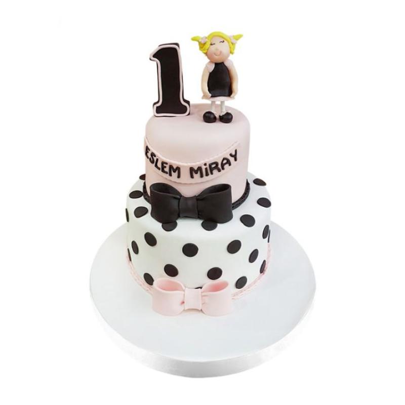 Tatlı Sarışın Kız Çocuk Pastası