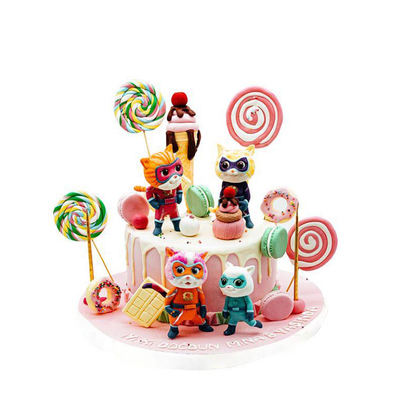 Kediler Doğum Günü Pastası