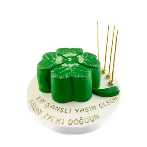 Şans Yoncası Doğum Günü Pastası