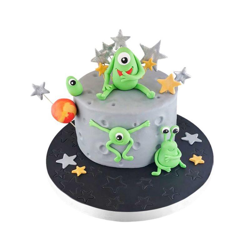 Yeşil Uzaylılar Doğum Günü Pastası