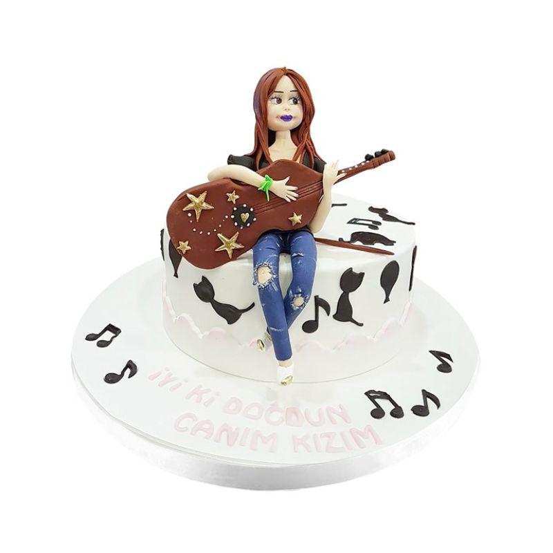 Gitarlı Kız Doğum Günü Pastası