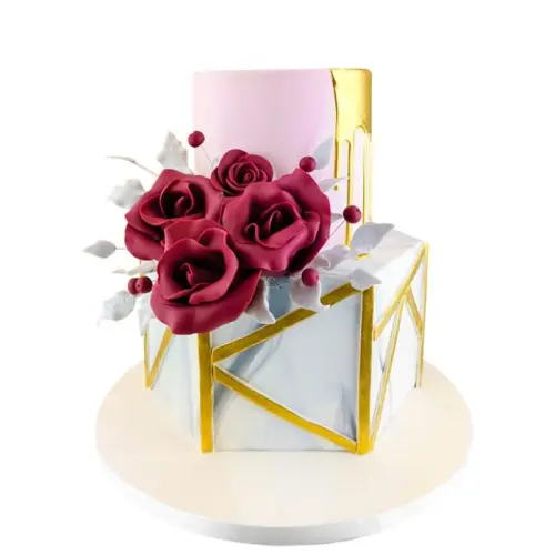 Altın Desenli Kırmızı Güllü Söz Nişan Pastası