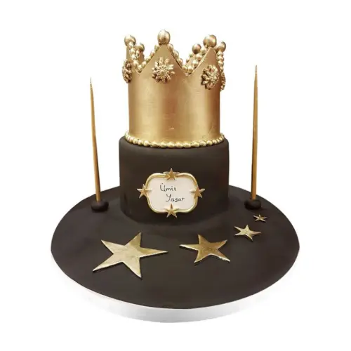 Altın Taçlı Doğum Günü Pastası