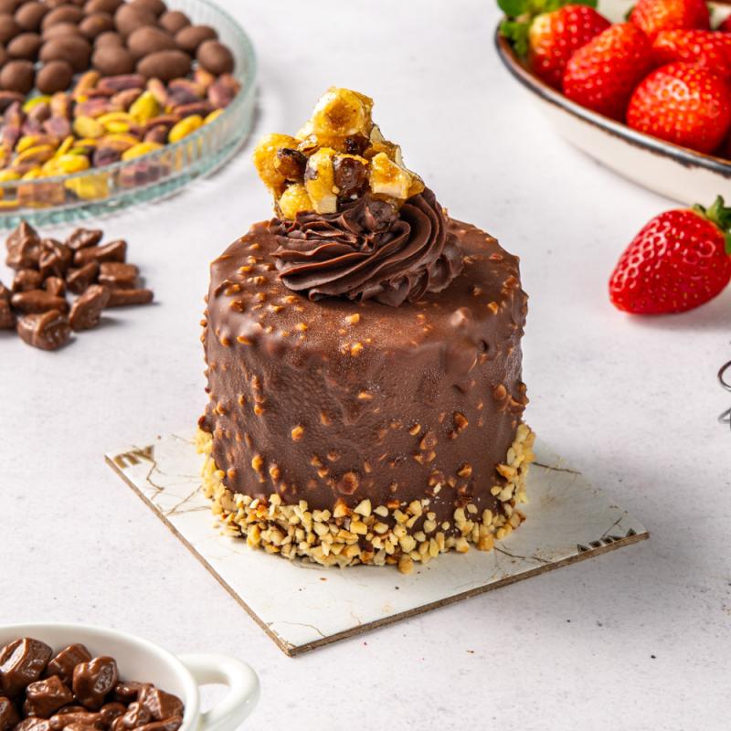 Krokan Çikolatalı Tek Pasta